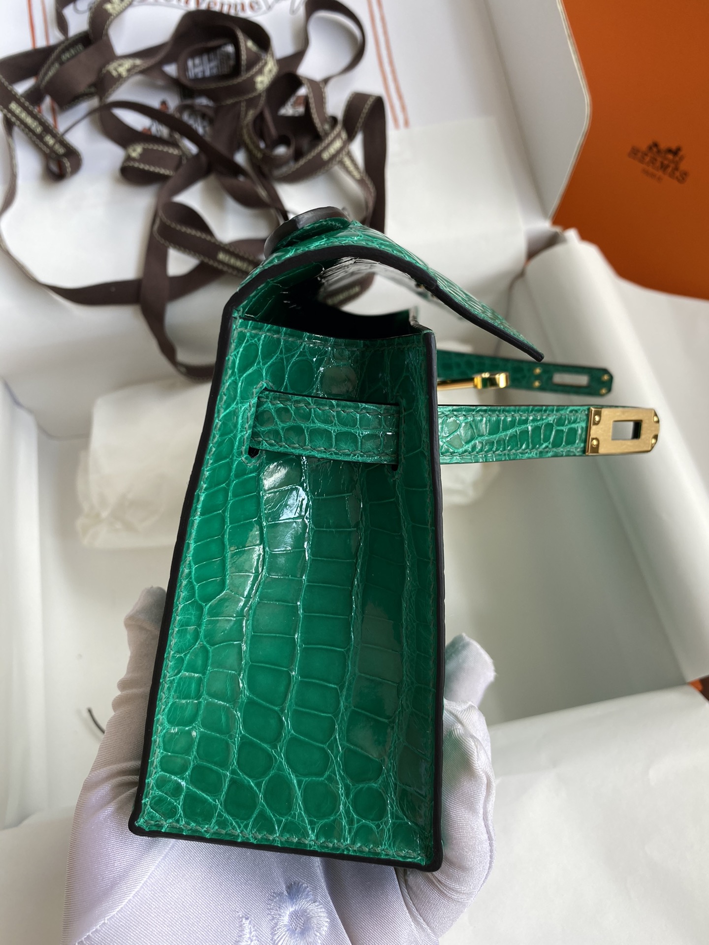 Hermes Mini Kelly Pochette 22cm Bag In Vert Emeraude Shiny Alligator Leather